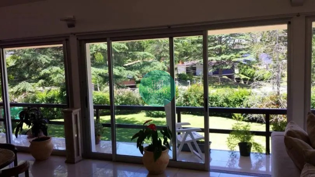 Casa ID.197 - Venta importante Casa 5D Mansa Punta con Piscina y Barbacoa  