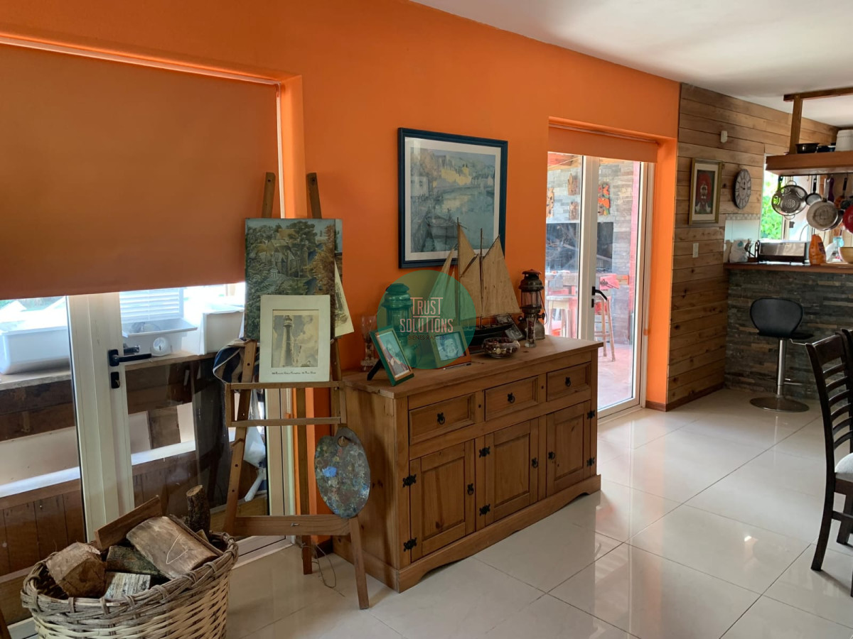 Casa ID.1008 - Venta y Alquiler Anual Casa Punta Barrio Privado 4D 