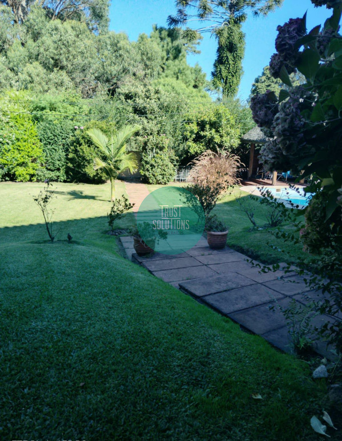 Casa ID.197 - Venta importante Casa 5D Mansa Punta con Piscina y Barbacoa  