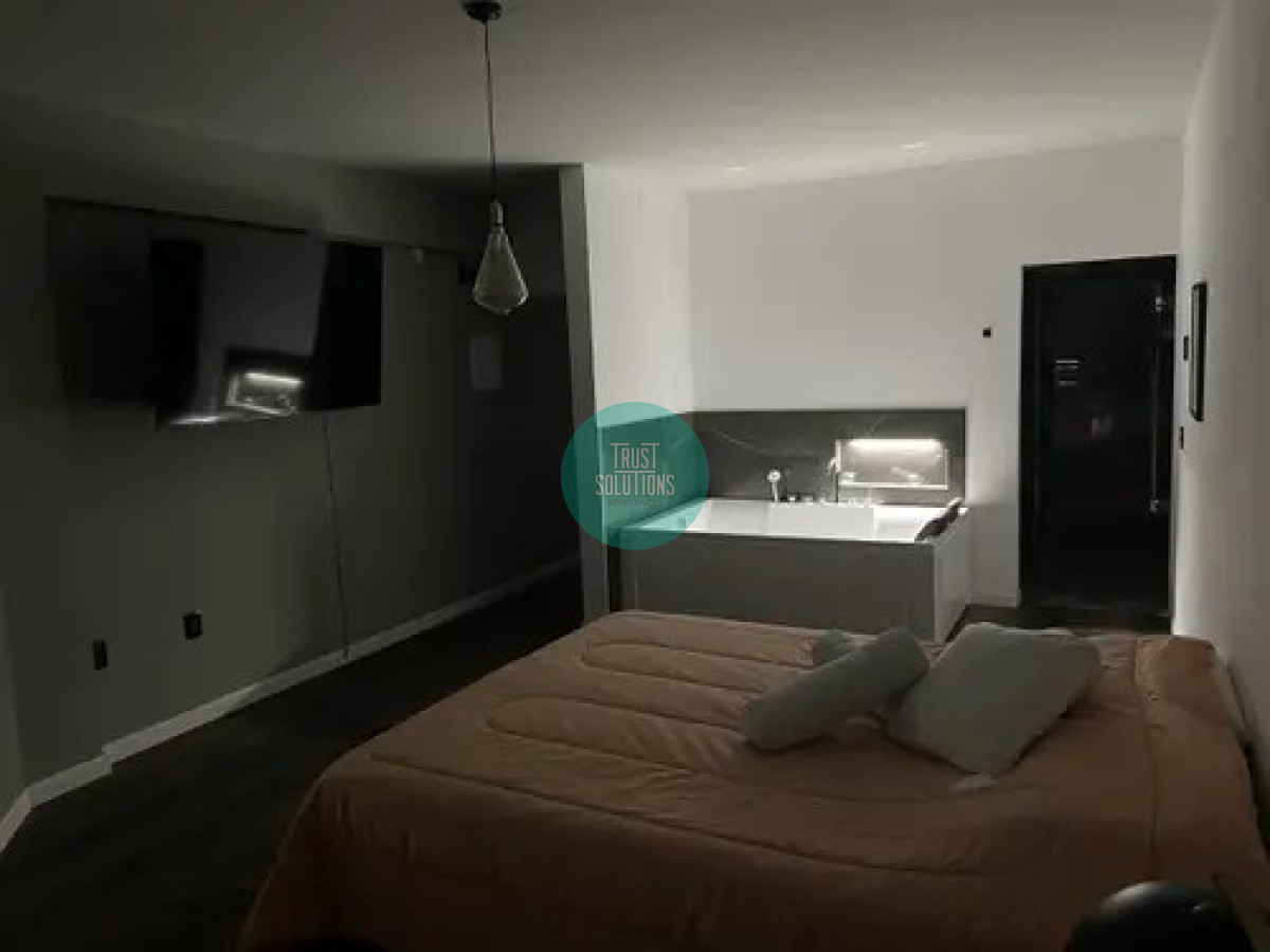 Casa ID.826 - Venta y Alquiler Anual Casa 5D Lugano Punta con Piscina y Barbacoa 