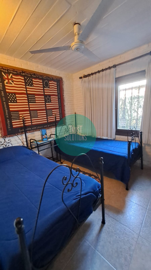 Casa ID.491 - Venta y Alquiler de Temporada Casa 4D y dep de serv Mansa Punta con Piscina a mts del mar