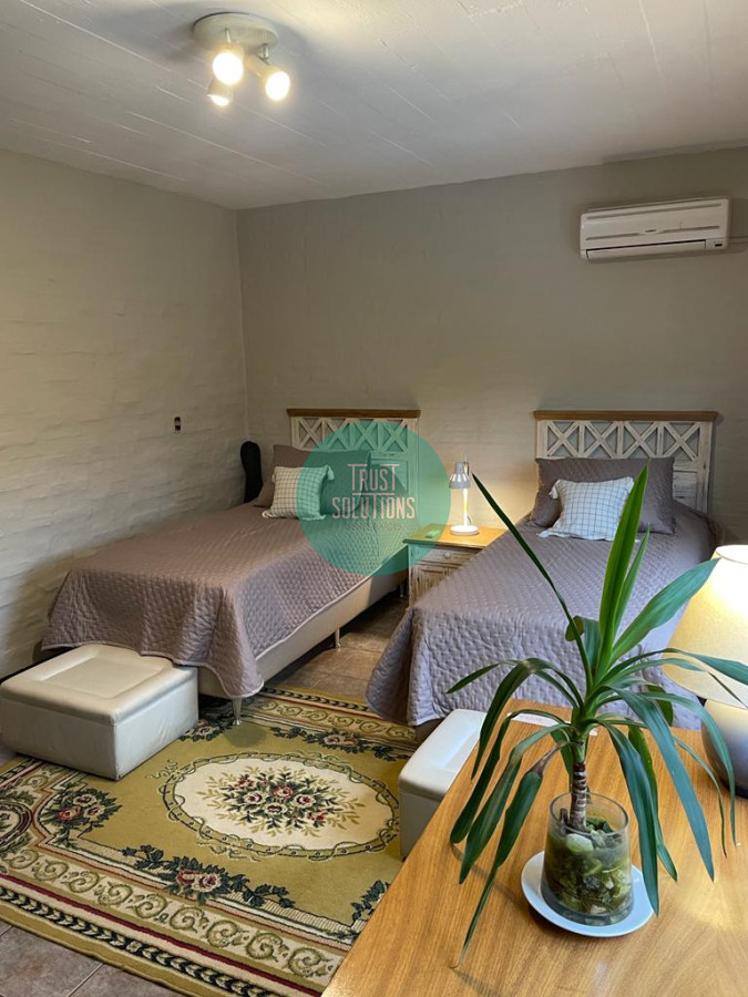 Casa ID.337 - Venta y Alquiler Anual Casa Lugano Punta 4 D Piscina 