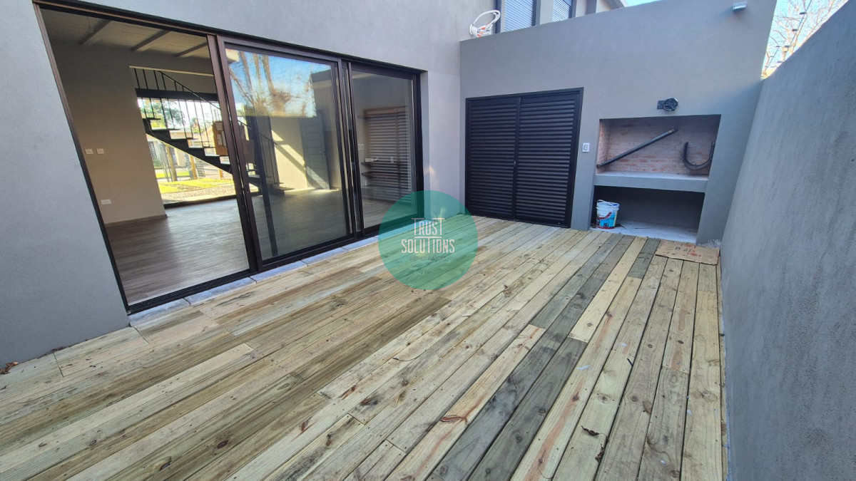 Casa ID.1613 - HERMOSO PH A ESTRENAR EN VENTA EN ZONA DE COLEGIOS DE CARRASCO NORTE