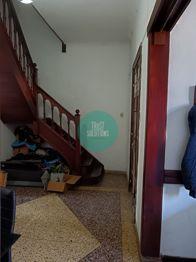 Casa ID.1626 - Venta Casa Hermosa 4 Dormitorios con amplio terreno 