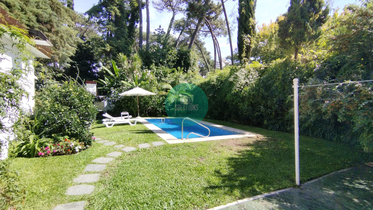 Casa ID.1469 - Venta Casa 4D Mansa Punta con Piscina 