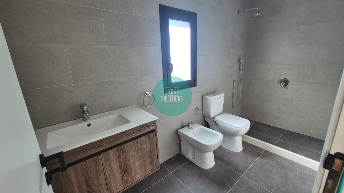 Casa ID.1613 - HERMOSO PH A ESTRENAR EN VENTA EN ZONA DE COLEGIOS DE CARRASCO NORTE
