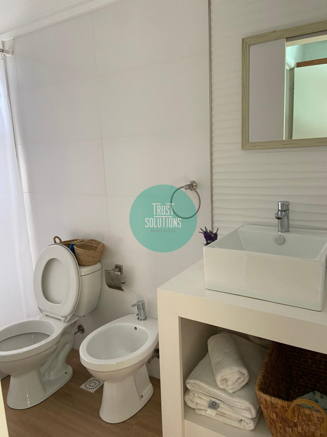 Casa ID.416 - Alquiler temporada Casa 4D Rincón del indio Punta con Piscina 