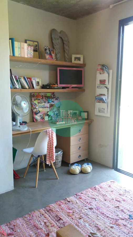Casa ID.607 - Venta y Alquiler Anual Casa 3D y dep serv Barrio privado Lugano con Piscina  