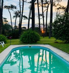 Venta Alquiler Anual y de Temporada Casa 5D Mansa Punta gran Parque y Piscina