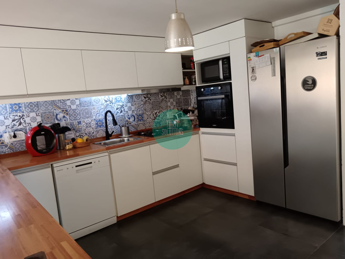 Terreno ID.1417 - VENTA CASA PH CON TERRENO DE 2800M2 EN SALDUN A METROS DEL PORTONES SHOPPING 