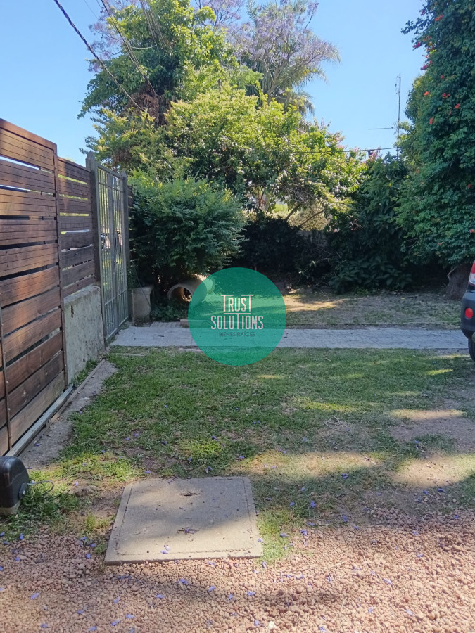 Terreno ID.1417 - VENTA CASA PH CON TERRENO DE 2800M2 EN SALDUN A METROS DEL PORTONES SHOPPING 