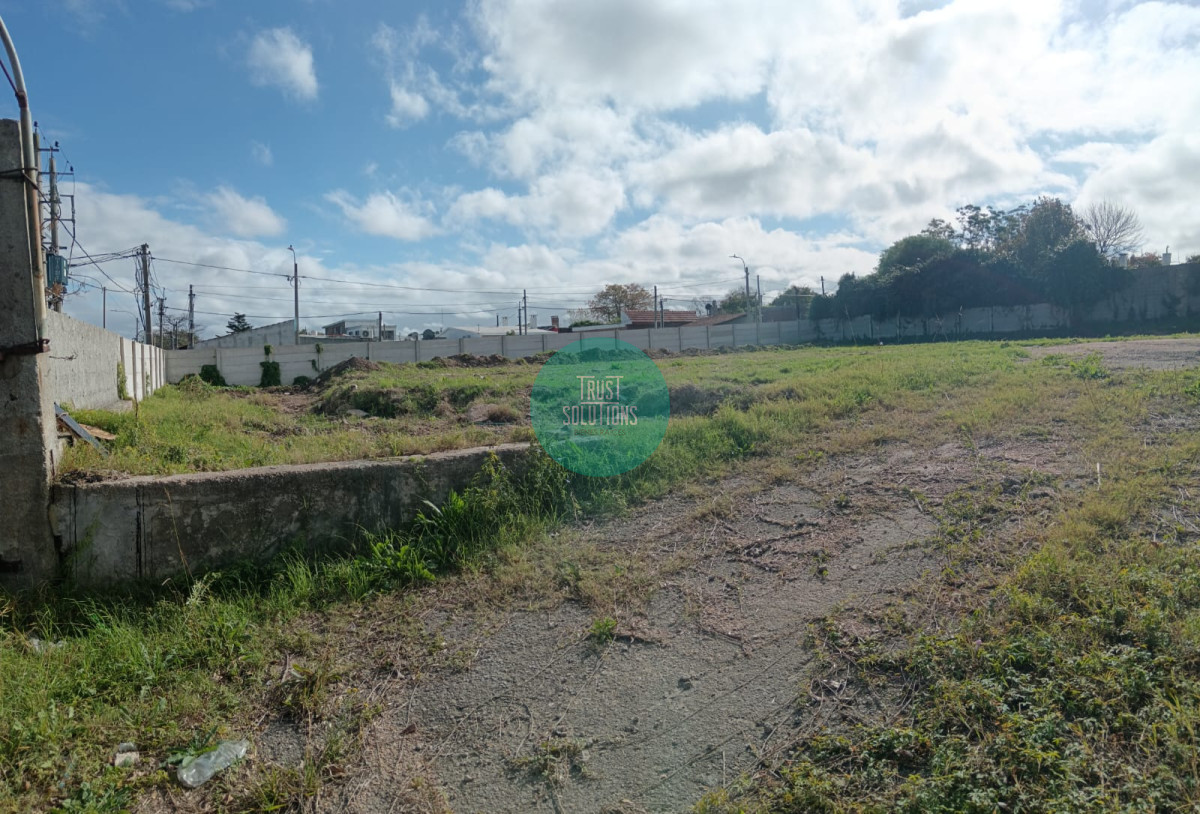 Terreno ID.1625 - Venta de Terreno en Nuevo Paris Av. principal listo para construir.
