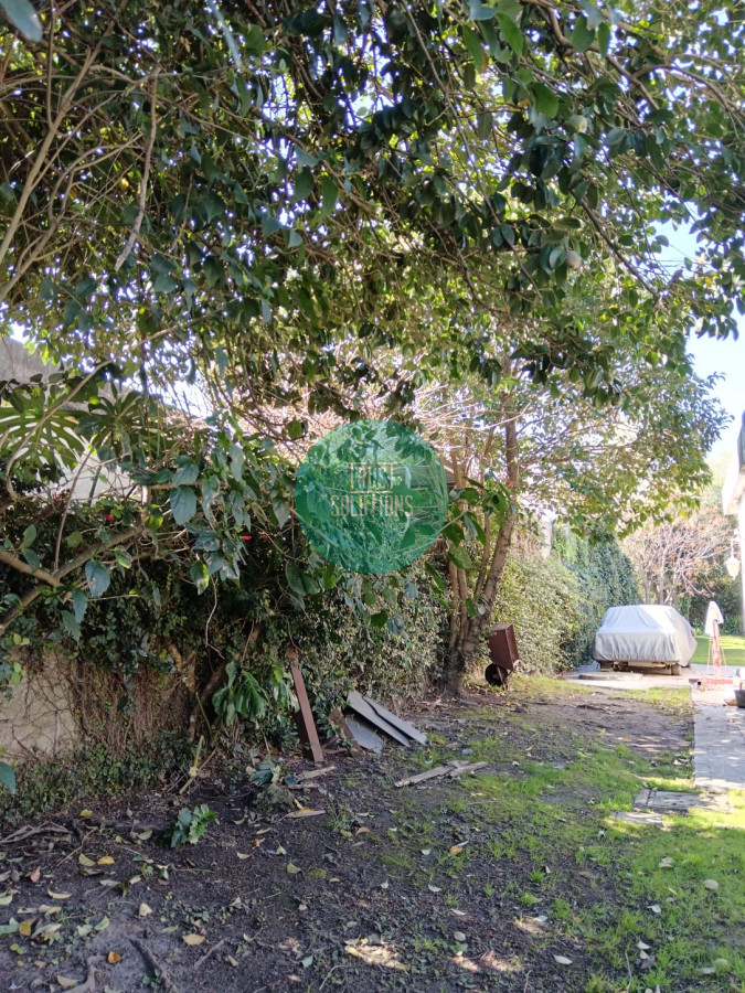 Terreno ID.1417 - VENTA CASA PH CON TERRENO DE 2800M2 EN SALDUN A METROS DEL PORTONES SHOPPING 