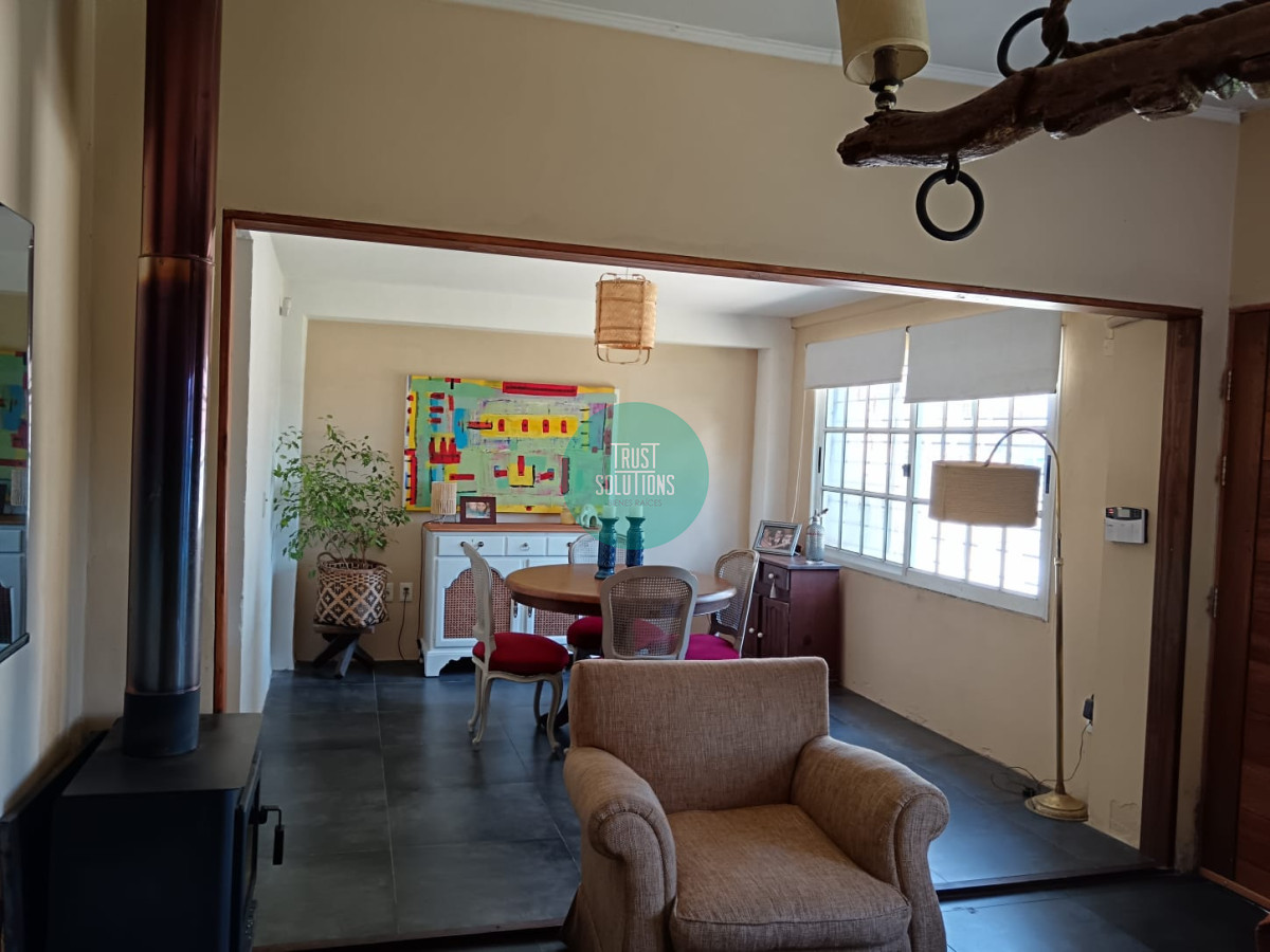 Terreno ID.1417 - VENTA CASA PH CON TERRENO DE 2800M2 EN SALDUN A METROS DEL PORTONES SHOPPING 