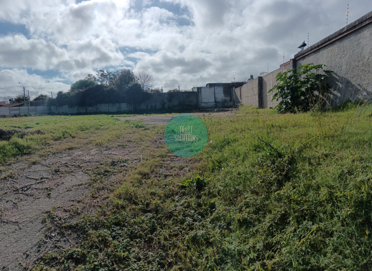 Terreno ID.1625 - Venta de Terreno en Nuevo Paris Av. principal listo para construir.
