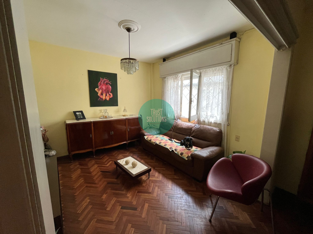 Apartamento ID.372 - Venta Apartamento Tres Cruces 2 Dormitorios lavadero y Patio  