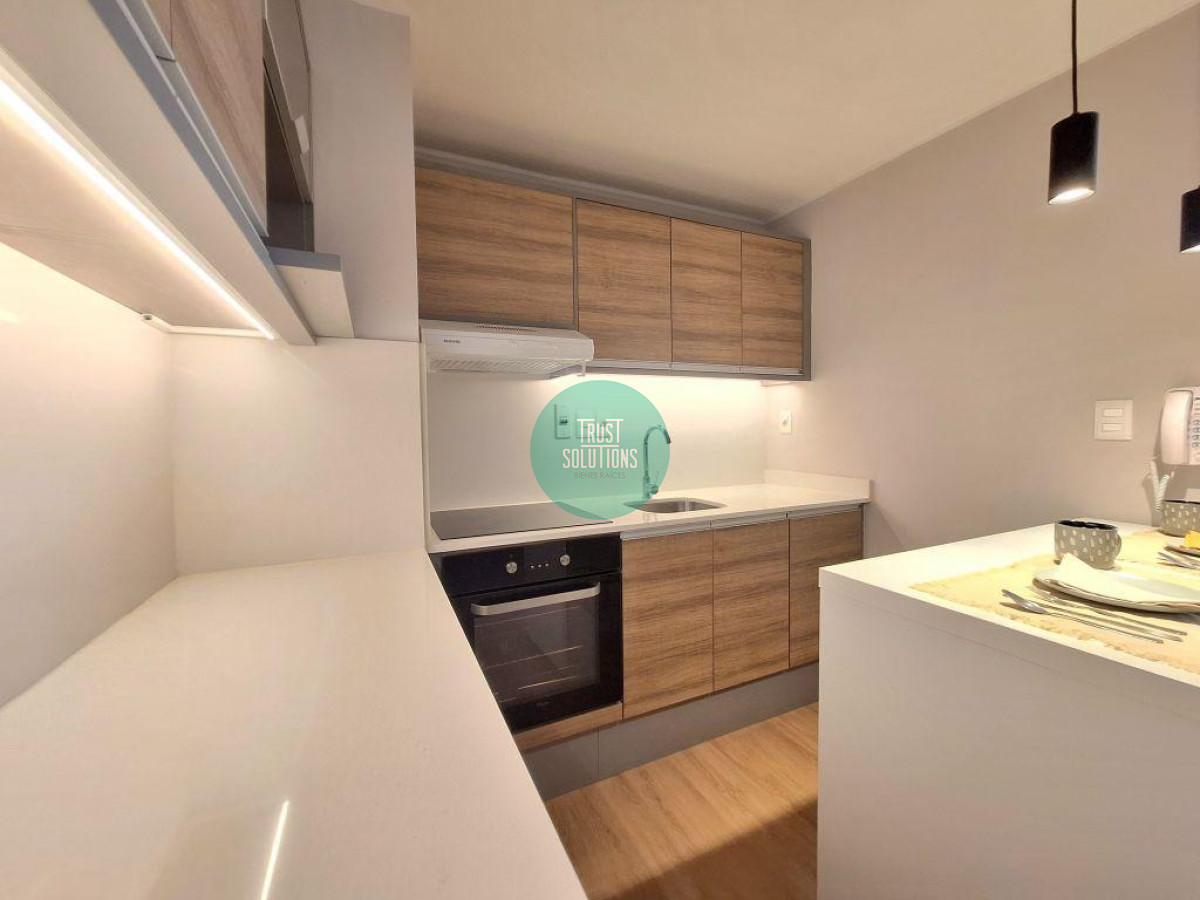 Apartamento ID.1560 - Venta 1D Ed. Corabay entre pocitos y parque batlle 