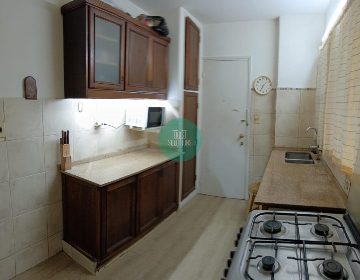 Apartamento ID.1330 - Oportunidad Venta 3 Dormitorios. Pocitos garaje y terraza. A 2 Cuadras de la rambla Pocitos