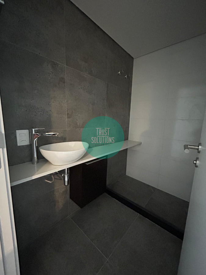 Apartamento ID.955 - Venta Monoambiente  con renta Pocitos Ed. Park Square 