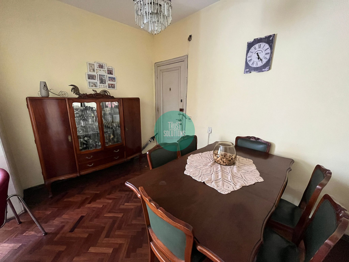Apartamento ID.372 - Venta Apartamento Tres Cruces 2 Dormitorios lavadero y Patio  