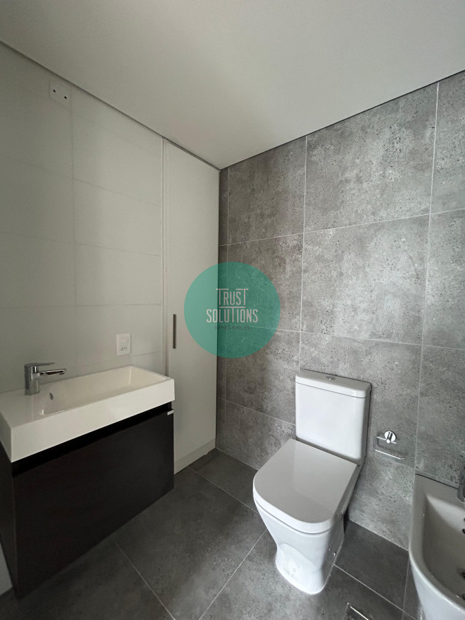 Apartamento ID.957 - Venta Apto Pocitos 2 Dormitorios incluye garaje y gastos de ocupación 