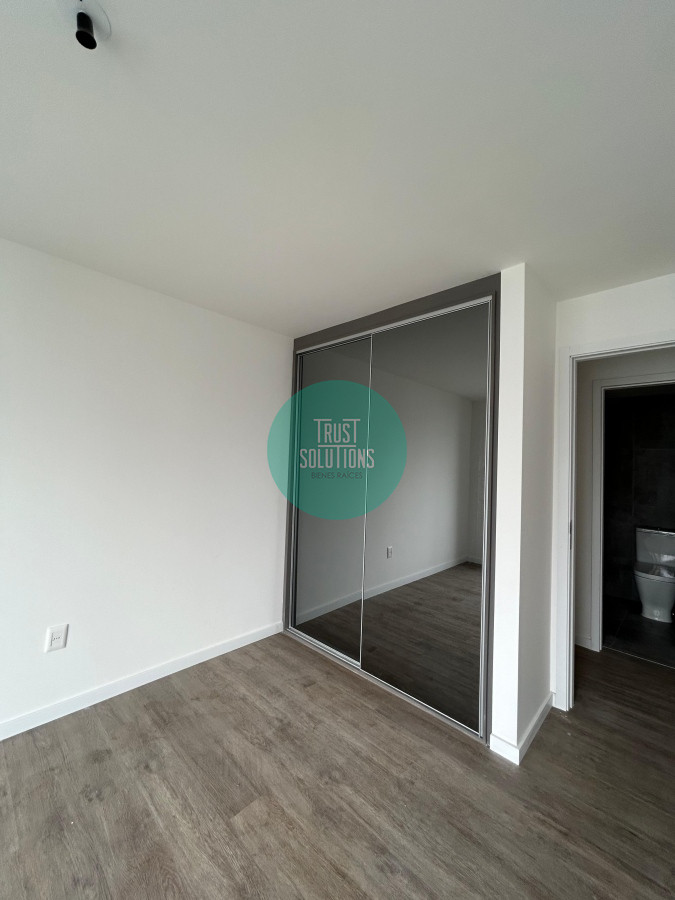 Apartamento ID.957 - Venta Apto Pocitos 2 Dormitorios incluye garaje y gastos de ocupación 