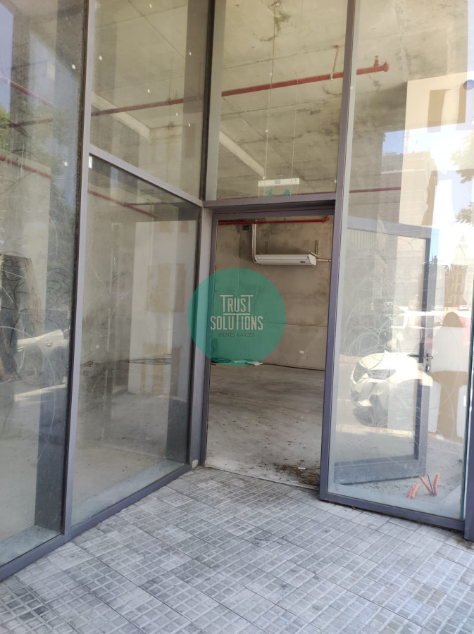 Oficina ID.961 - Alquiler de ofi. a paso plaza de la independencia y la rambla. Ed. Alma Duc
