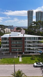 Venta apartamento 3 dormitorios a estrenar edificio cannes
