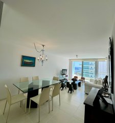 Venta apartamento 2 dormitorios Seasons tower