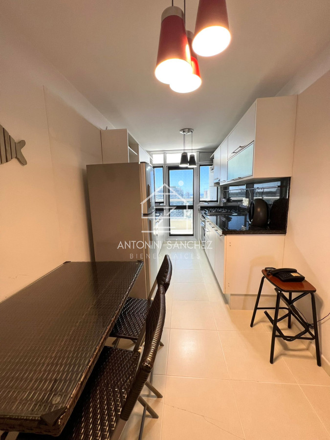 Apartamento ID.1687 - Venta apartamento 2 dormitorios Seasons tower