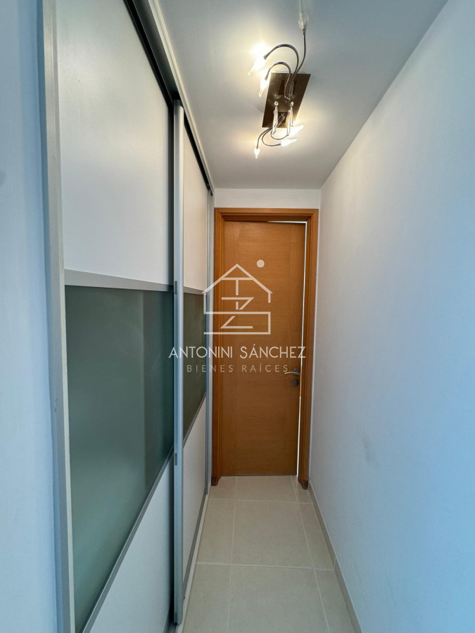 Apartamento ID.1750 - Venta apartamento 3 dormitorios más servicio en Seasons Tower