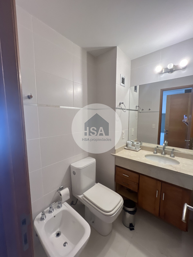 Apartamento ID.495 - Alquiler apartamento 3 dormitorios en Seasons Tower