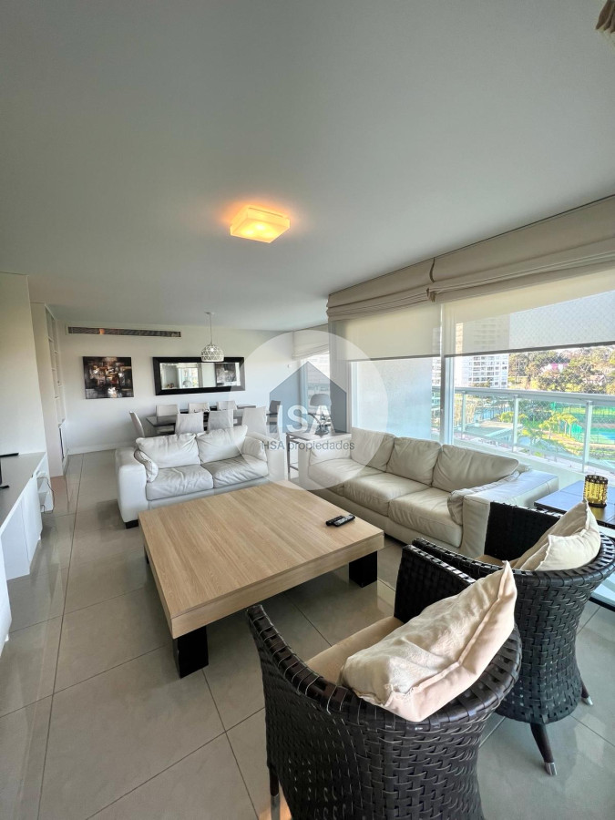 Apartamento ID.355 - Apartmento en alquiler torre Aquarela 2 dormitorios y servicio