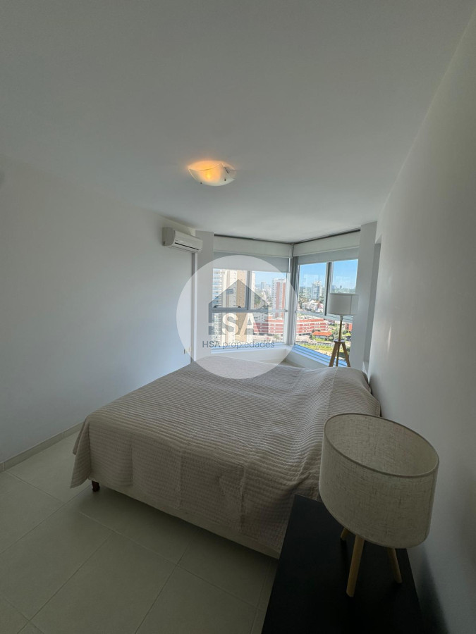 Apartamento ID.450 - Alquiler Seasons Tower 3 Dormitorios 