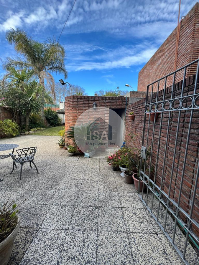 Apartamento ID.275 - Venta apartamento 3 dormitorios con jardín y barbacoa