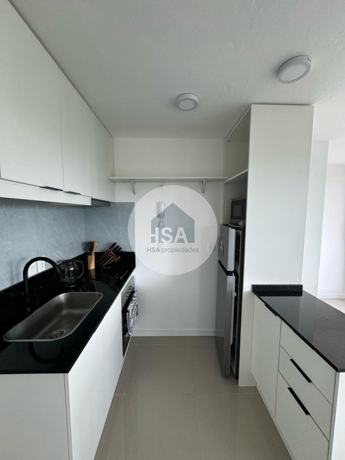 Apartamento ID.533 - Alquiler anual 2 dormitorios Punta del este