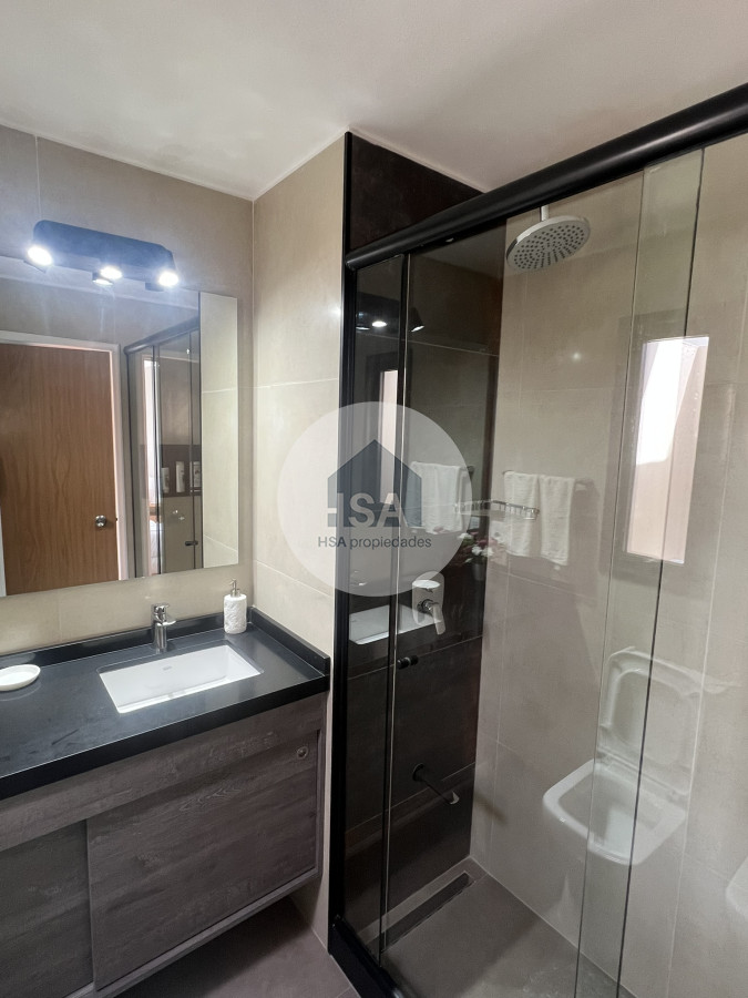 Apartamento ID.421 - Alquiler de tres dormitorios en Torre Parquemar Center