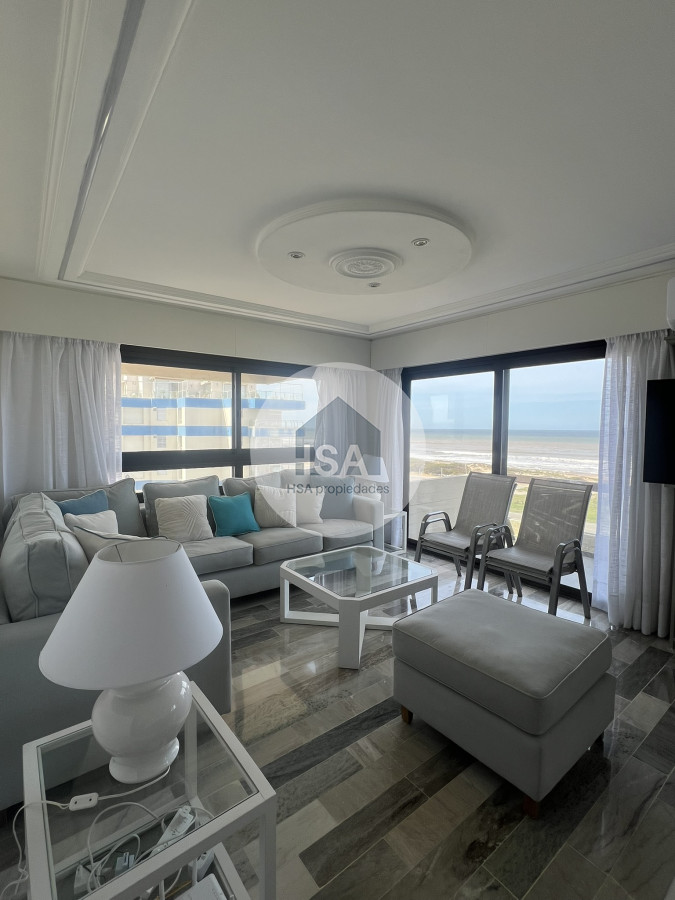 Apartamento ID.421 - Alquiler de tres dormitorios en Torre Parquemar Center