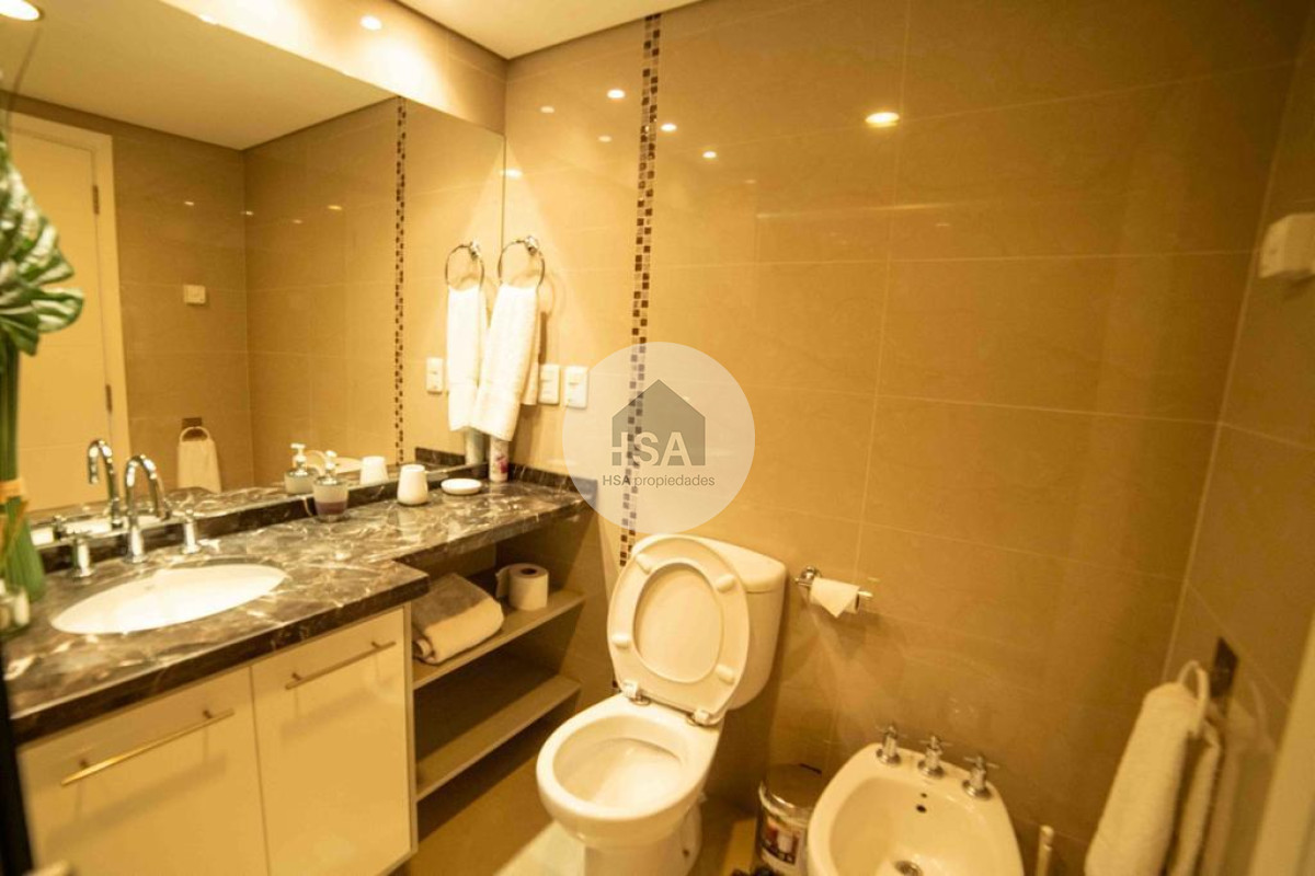 Apartamento ID.350 - Apartamento en venta Casino Tower Punta del Este 