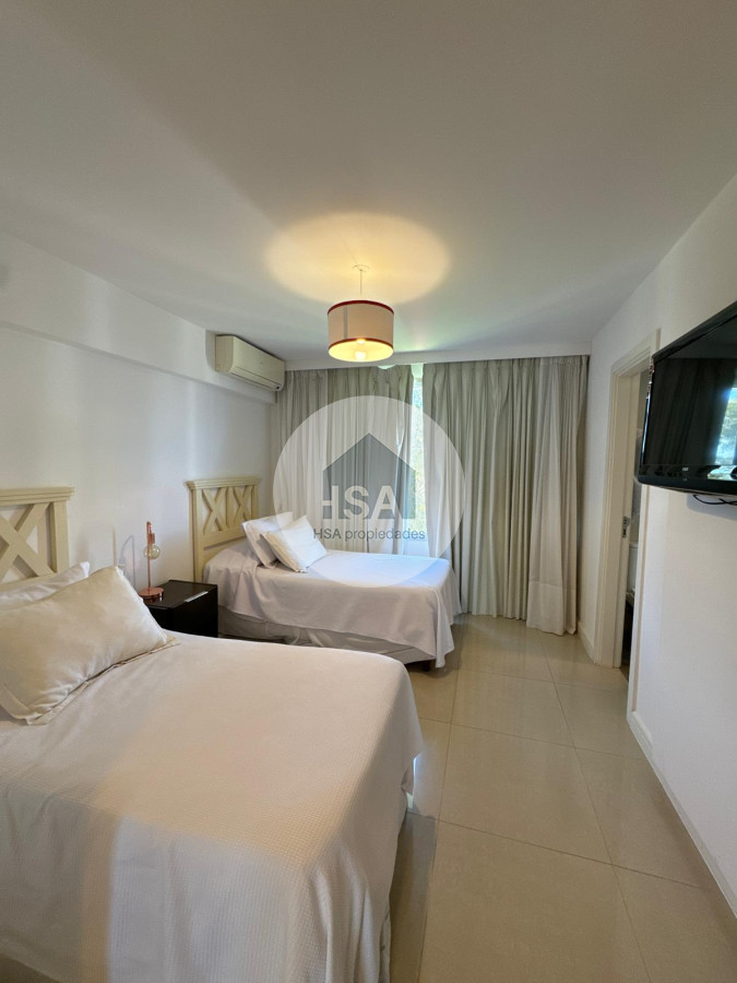 Apartamento ID.454 - Venta apartamento 3 dormitorios Gala Tower Punta del este