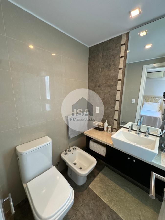 Apartamento ID.454 - Venta apartamento 3 dormitorios Gala Tower Punta del este