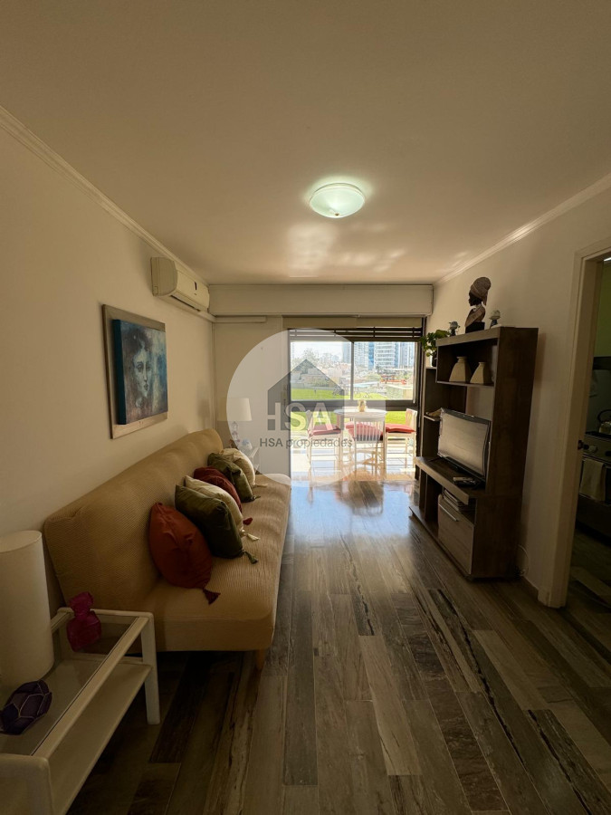 Apartamento ID.420 - Alquiler de un dormitorio en Torre Parquemar Center
