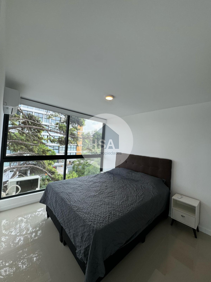 Apartamento ID.533 - Alquiler anual 2 dormitorios Punta del este