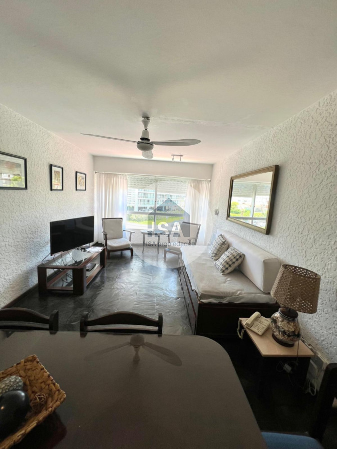 Apartamento ID.393 - Venta Apartamento 1 dormitorio Torres del Plata II Primera linea