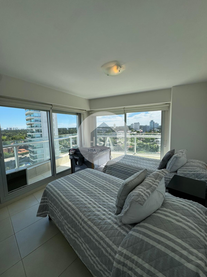Apartamento ID.450 - Alquiler Seasons Tower 3 Dormitorios 