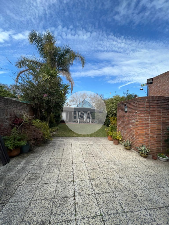 Apartamento ID.275 - Venta apartamento 3 dormitorios con jardín y barbacoa