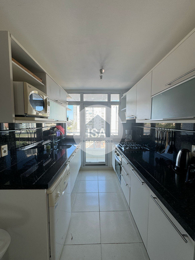 Apartamento ID.524 - Venta seasons tower 2 dormitorios y dependencia