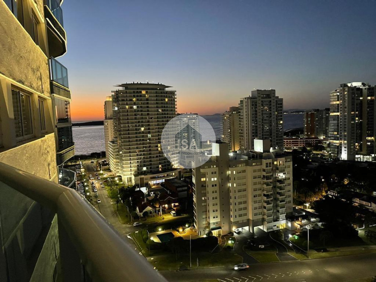 Apartamento ID.350 - Apartamento en venta Casino Tower Punta del Este 