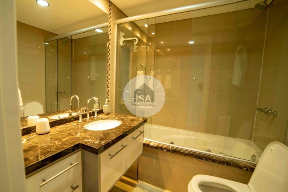 Apartamento ID.350 - Apartamento en venta Casino Tower Punta del Este 