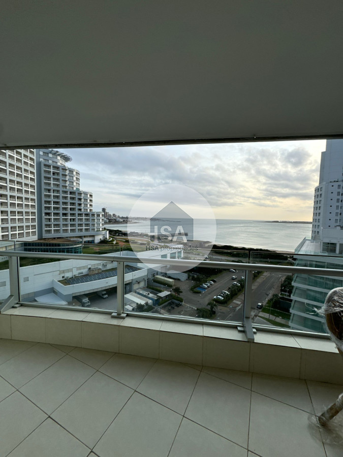 Apartamento ID.442 - Alquiler temporada seasons tower 3 dormitorios más dependencia